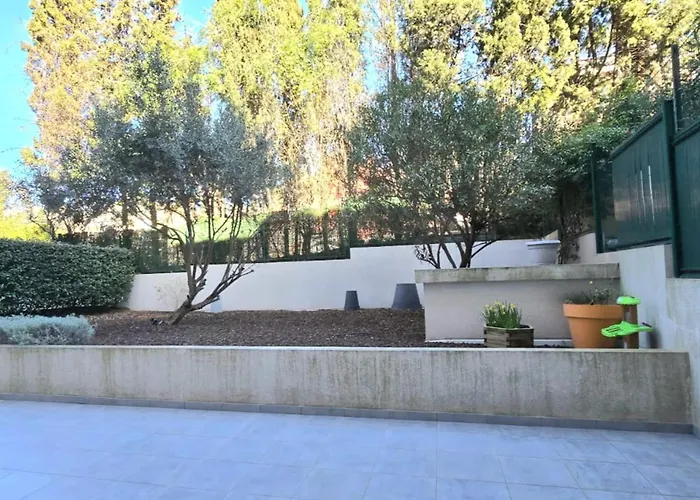 דירה Spacious T3 With Garden In Saint-raphael