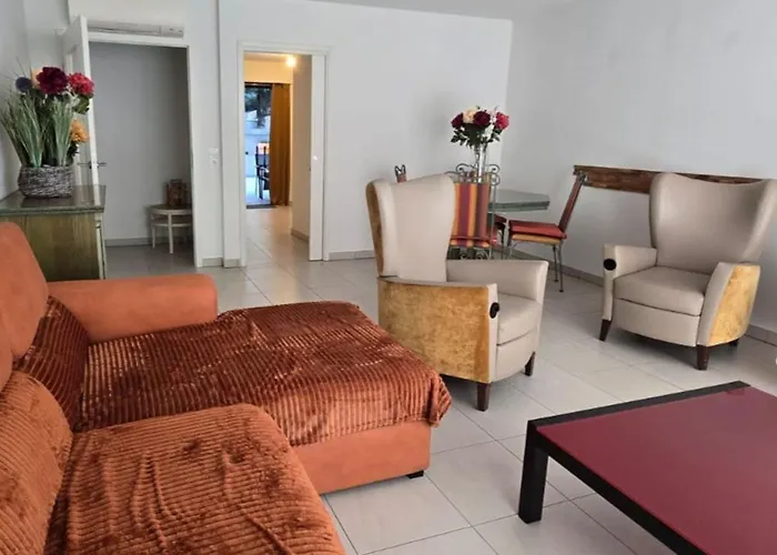 Spacious T3 With Garden In Saint-raphael דירה Saint-Raphaël